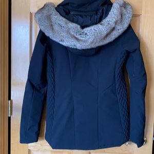 Obermeyer women’s ski jacket parka sz 10 like new